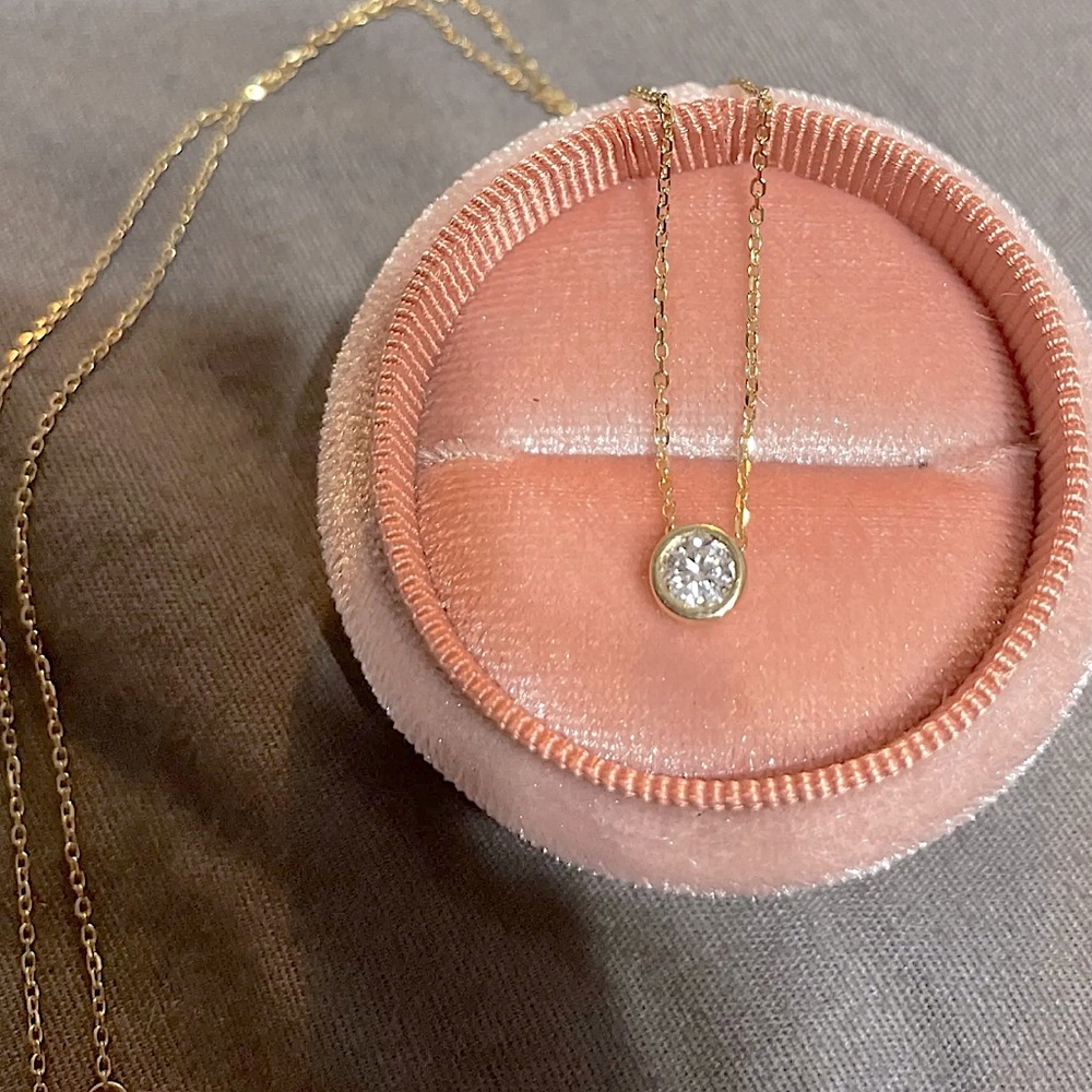 Real Lab Diamond Necklace - Picture 2 of 9